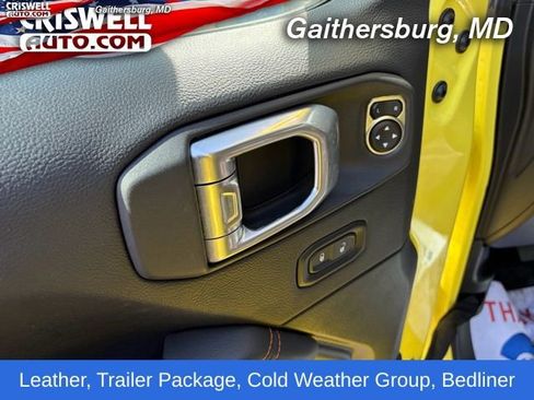 Used 2023 Jeep Gladiator Mojave w/ Cold Weather Group image 12