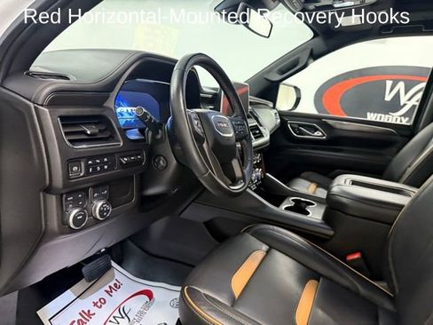 Used 2024 GMC Yukon AT4 w/ Technology Package AWD/4WD image 13