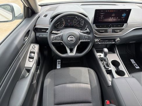 New 2026 Nissan Altima 2.5 SV FWD image 21