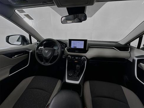 Certified 2025 Toyota RAV4 XLE image 30
