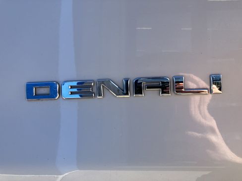 Used 2018 GMC Sierra 1500 Denali image 36