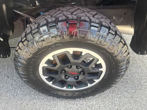 Used 2026 Toyota Tacoma TRD Off-Road AWD/4WD image 12