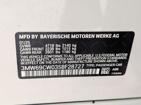 New 2025 BMW 330i Sedan w/ Convenience Package image 21