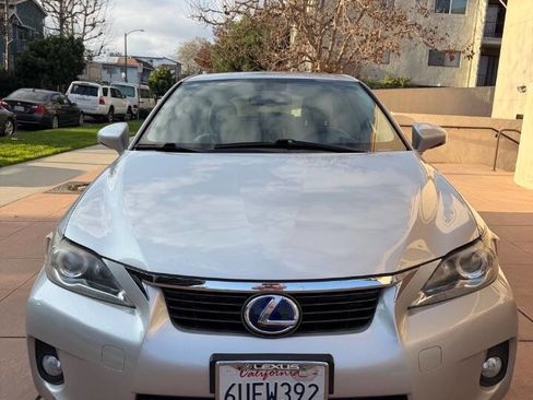 Used 2012 Lexus CT 200h Premium w/ Premium Audio Pkg image 5