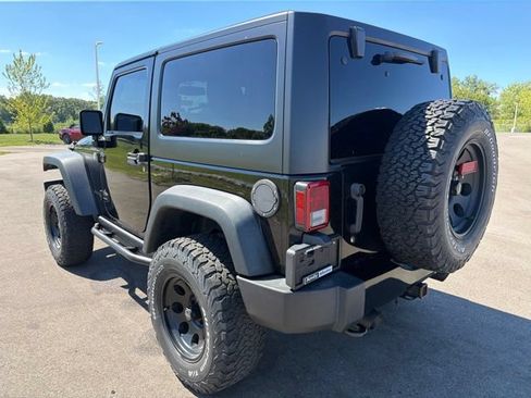 Used 2015 Jeep Wrangler Sport AWD/4WD image 12