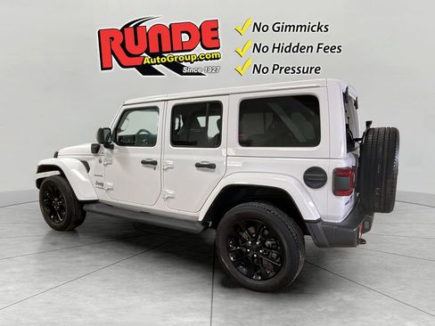 Used 2021 Jeep Wrangler Unlimited Sahara w/ Cold Weather Group image 4