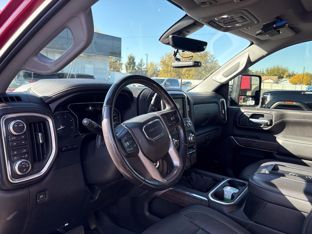 Used 2021 GMC Sierra 3500 Denali w/ Denali Ultimate Package AWD/4WD image 11