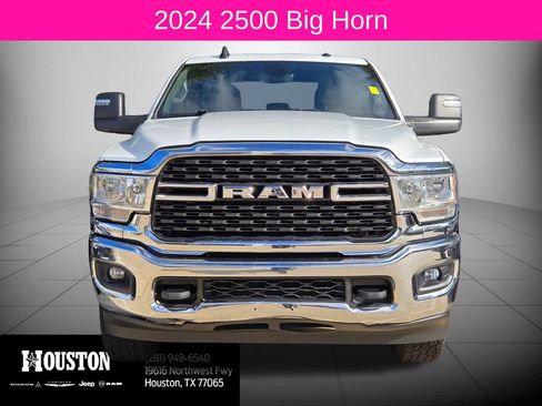 Used 2024 RAM 2500 Big Horn AWD/4WD image 2