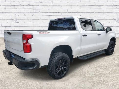 Certified 2021 Chevrolet Silverado 1500 LT Trail Boss w/ Convenience Package II image 4