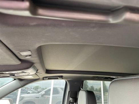 Certified 2022 GMC Yukon Denali AWD/4WD image 11