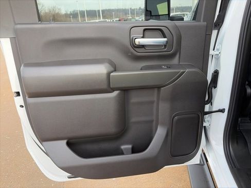 New 2026 Chevrolet Silverado 2500 Custom image 30