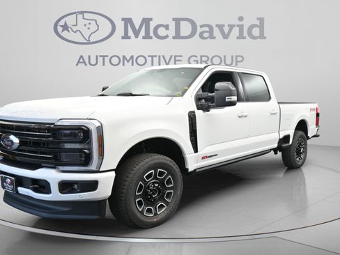 Used 2026 Ford F250 Platinum AWD/4WD image 4