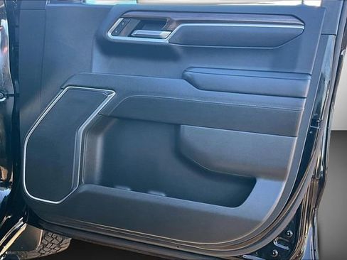 Used 2022 Chevrolet Silverado 1500 LT Trail Boss image 17