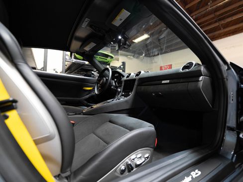 Used 2025 Porsche 718 Boxster Spyder RS image 85