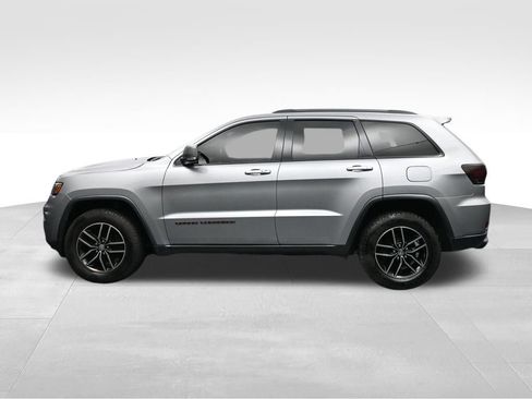 Used 2018 Jeep Grand Cherokee Trailhawk w/ Trailhawk Luxury Group AWD/4WD image 2