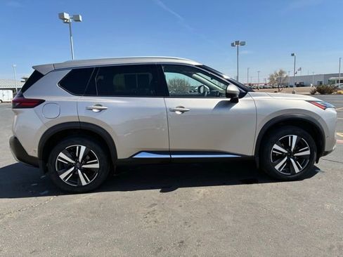 Certified 2023 Nissan Rogue Platinum image 7