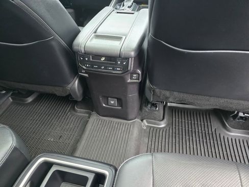 Used 2024 Toyota Grand Highlander Platinum image 14