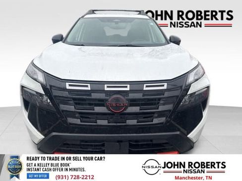 Used 2025 Nissan Rogue SV w/ Rock Creek Premium Package image 8