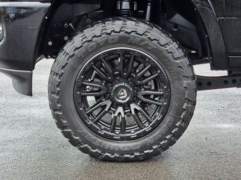 Used 2023 RAM 3500 Limited w/ Night Edition AWD/4WD image 9