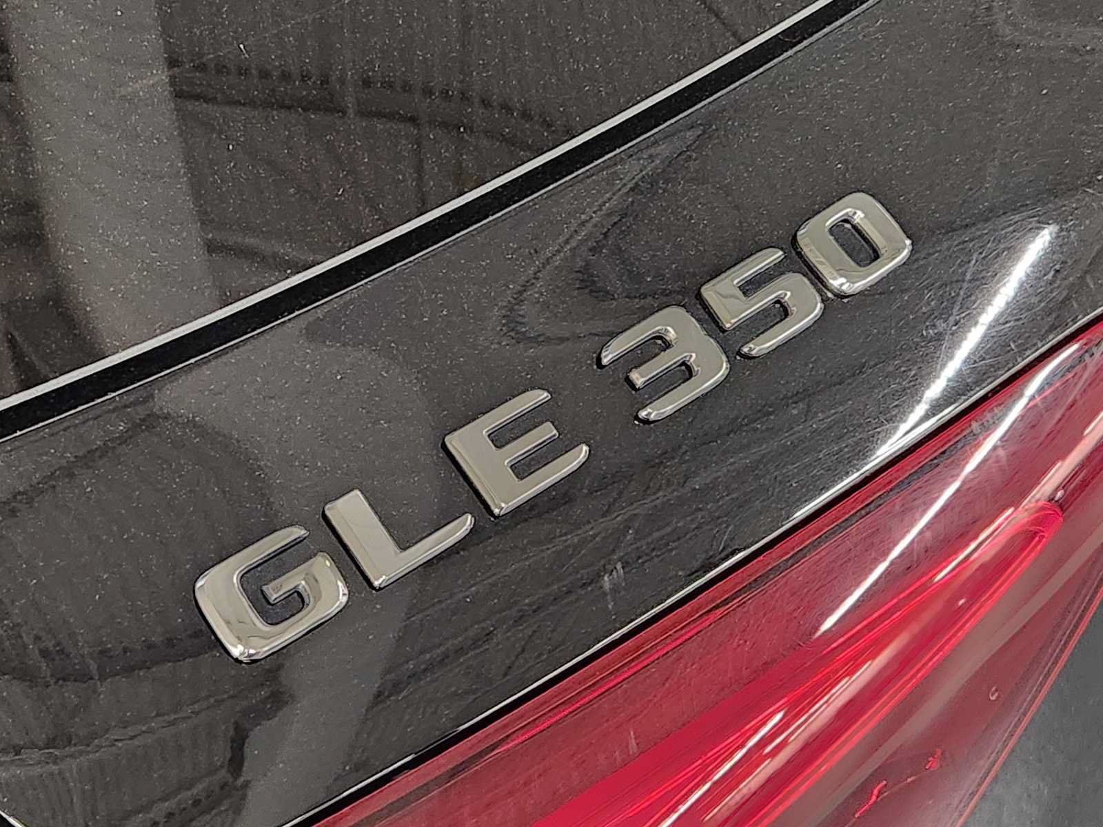 Used 2025 Mercedes-Benz GLE 350 4MATIC image 13