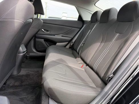 Certified 2023 Hyundai Elantra SEL FWD image 14