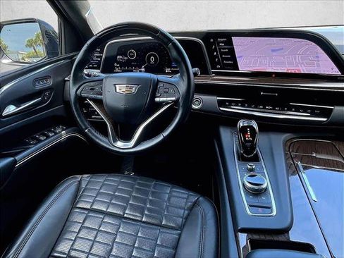 Used 2023 Cadillac Escalade Sport Platinum RWD image 7