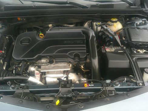 Used 2020 Chevrolet Malibu LT image 30