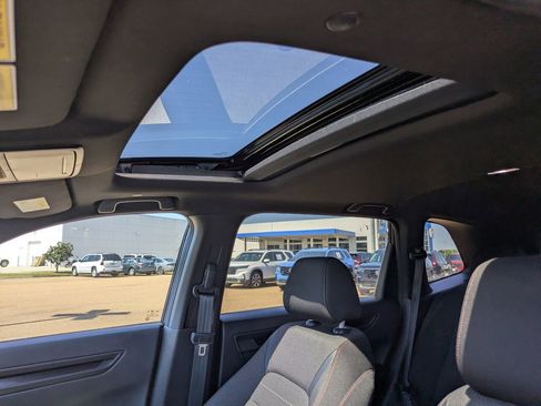 Used 2025 Honda CR-V Sport image 12