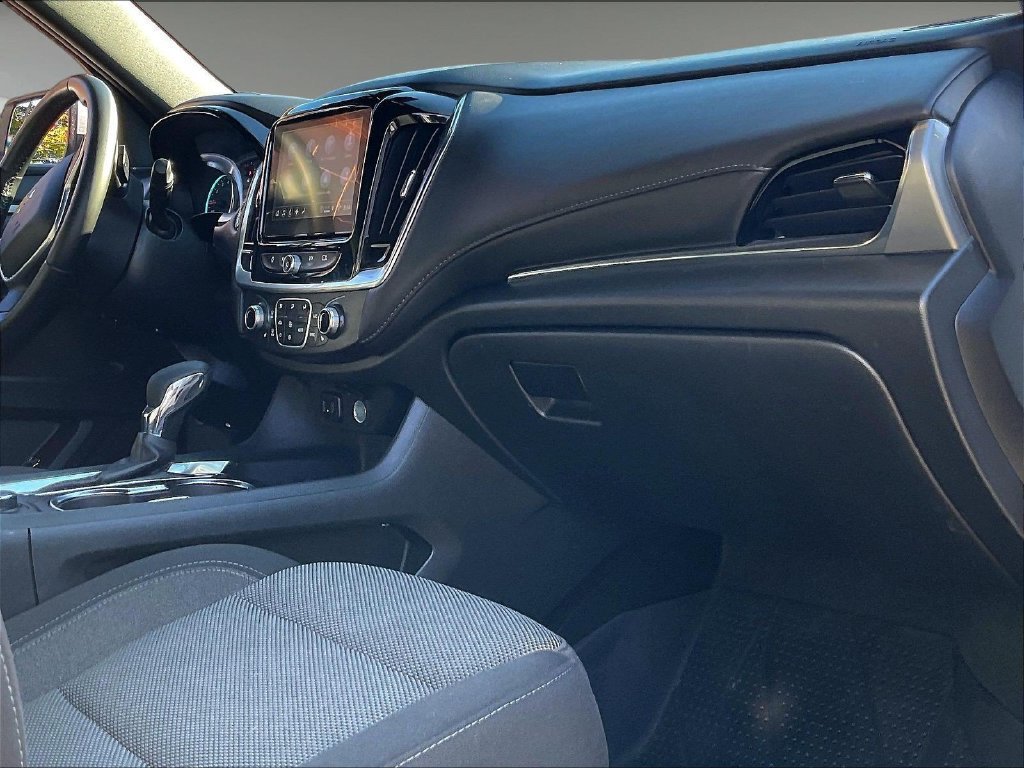 Used 2024 Chevrolet Traverse Limited LT AWD/4WD image 14