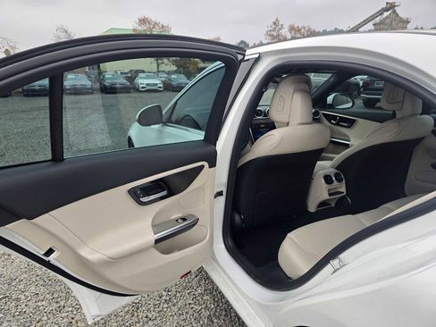 Used 2024 Mercedes-Benz C 300 C 300 image 17