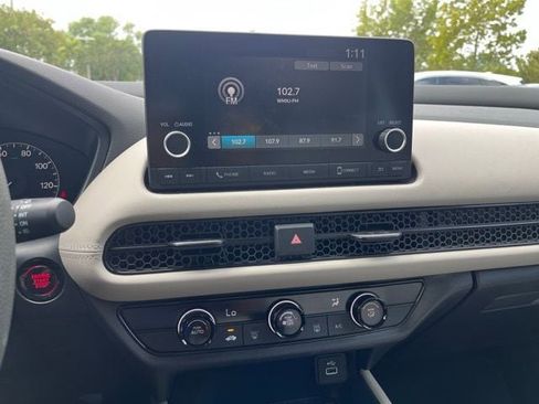 Used 2024 Honda HR-V LX image 7