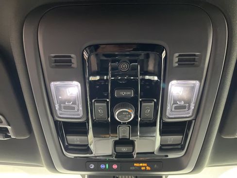 New 2026 GMC Yukon Denali w/ Sun & Power Step Package image 23