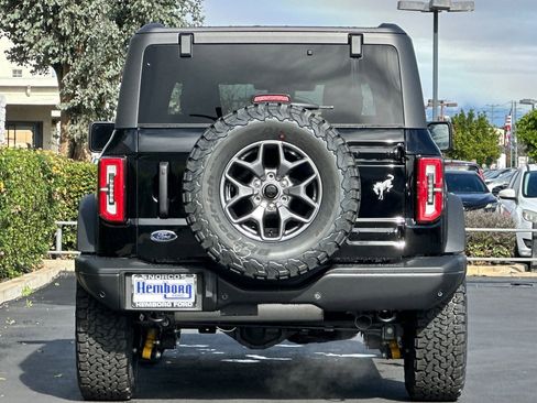 New 2025 Ford Bronco Badlands image 5