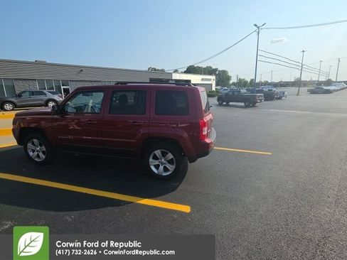 Used 2016 Jeep Patriot Latitude AWD/4WD image 4