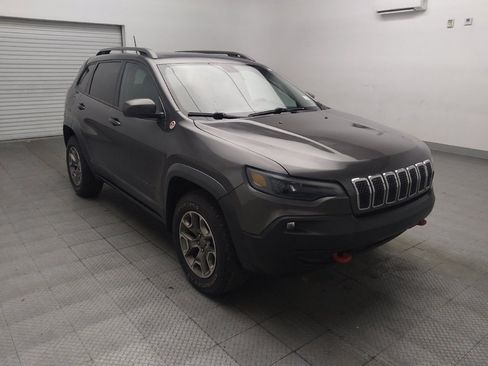 Used 2020 Jeep Cherokee Trailhawk w/ Comfort/Convenience Group AWD/4WD image 13