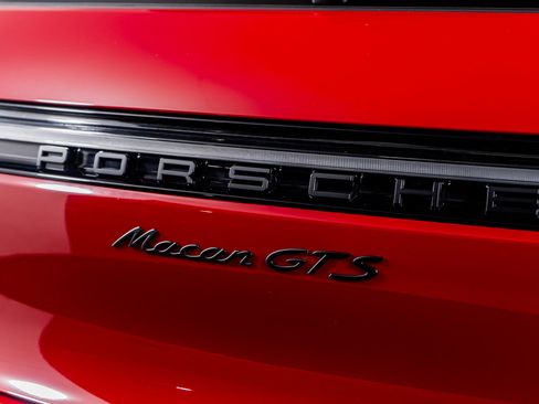 Used 2024 Porsche Macan GTS image 14