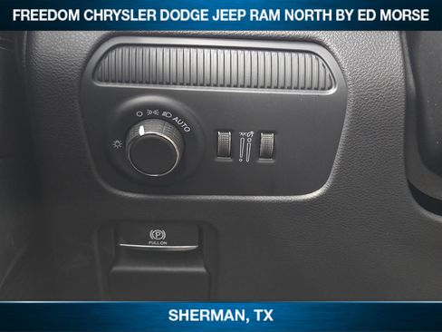 New 2026 Jeep Grand Wagoneer 4WD image 16