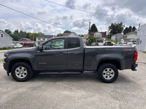 Used 2016 Chevrolet Colorado W/T w/ WT Convenience Package AWD/4WD image 9