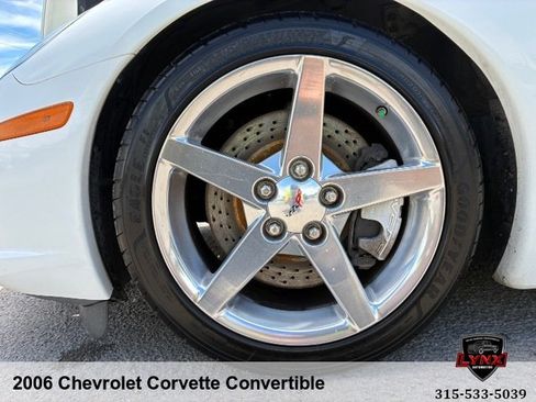 Used 2006 Chevrolet Corvette Convertible w/ Preferred Equipment Group RWD image 30