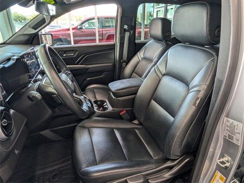 Used 2023 Chevrolet Colorado LT w/ LT Convenience Package image 6