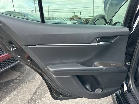 Used 2023 Toyota Camry SE w/ Convenience Package FWD image 15