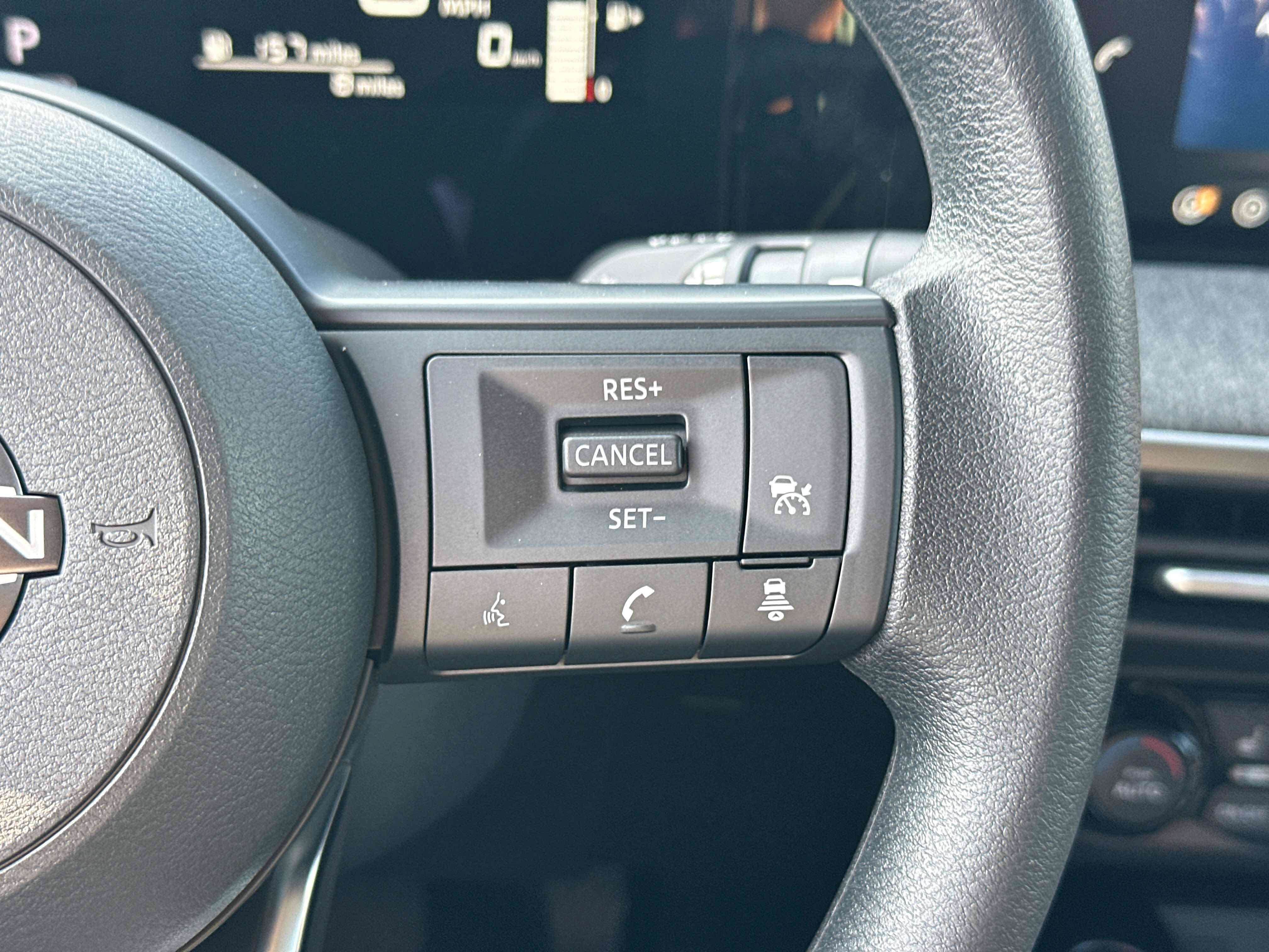 New 2027 Nissan Kicks SV AWD/4WD image 39