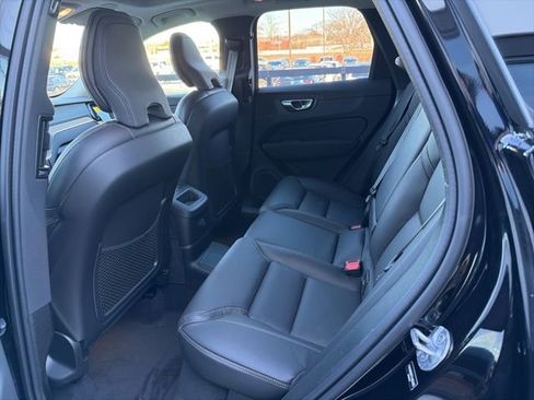 New 2026 Volvo XC60 T8 Ultra w/ Protection Package Premier AWD/4WD image 7
