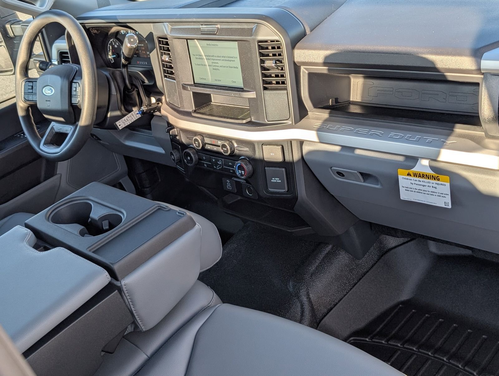 New 2026 Ford F250 XL w/ XL Chrome Package RWD image 7