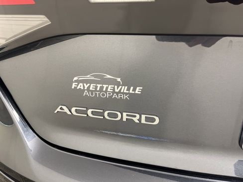 Certified 2025 Honda Accord SE image 3