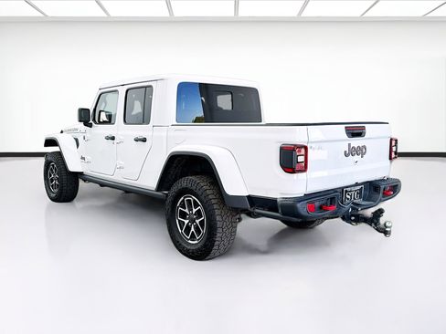 Used 2025 Jeep Gladiator Rubicon image 6