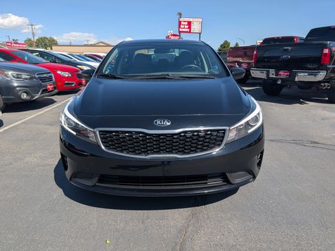 Used 2017 Kia Forte LX image 7