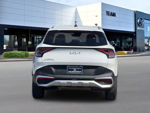 Used 2023 Kia Sportage LX AWD/4WD image 5