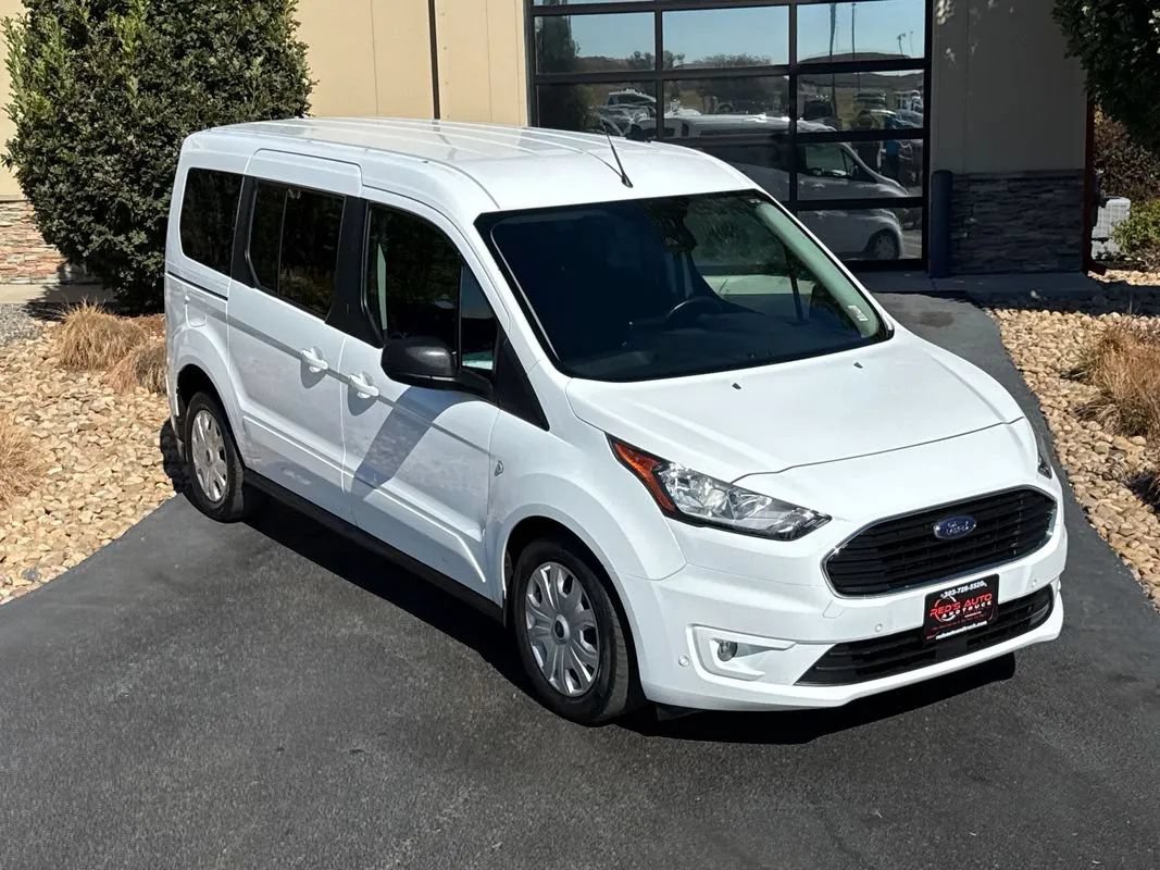 Used 2022 Ford Transit Connect XLT FWD image 29