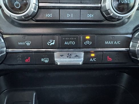 Used 2022 Ford F150 XLT w/ Equipment Group 302A High image 12